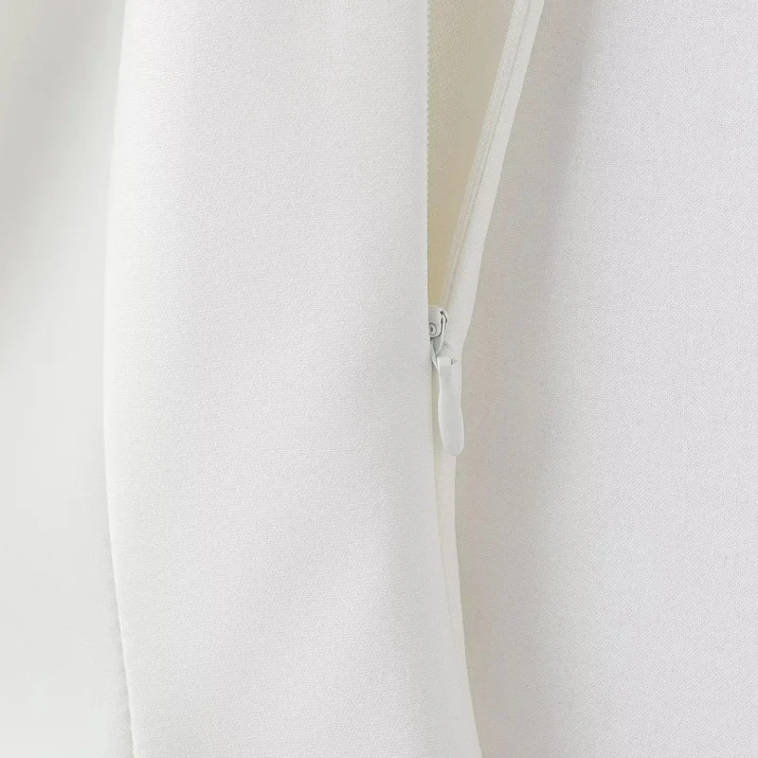 Mia | Sleeveless Cropped Top with Bow Detail