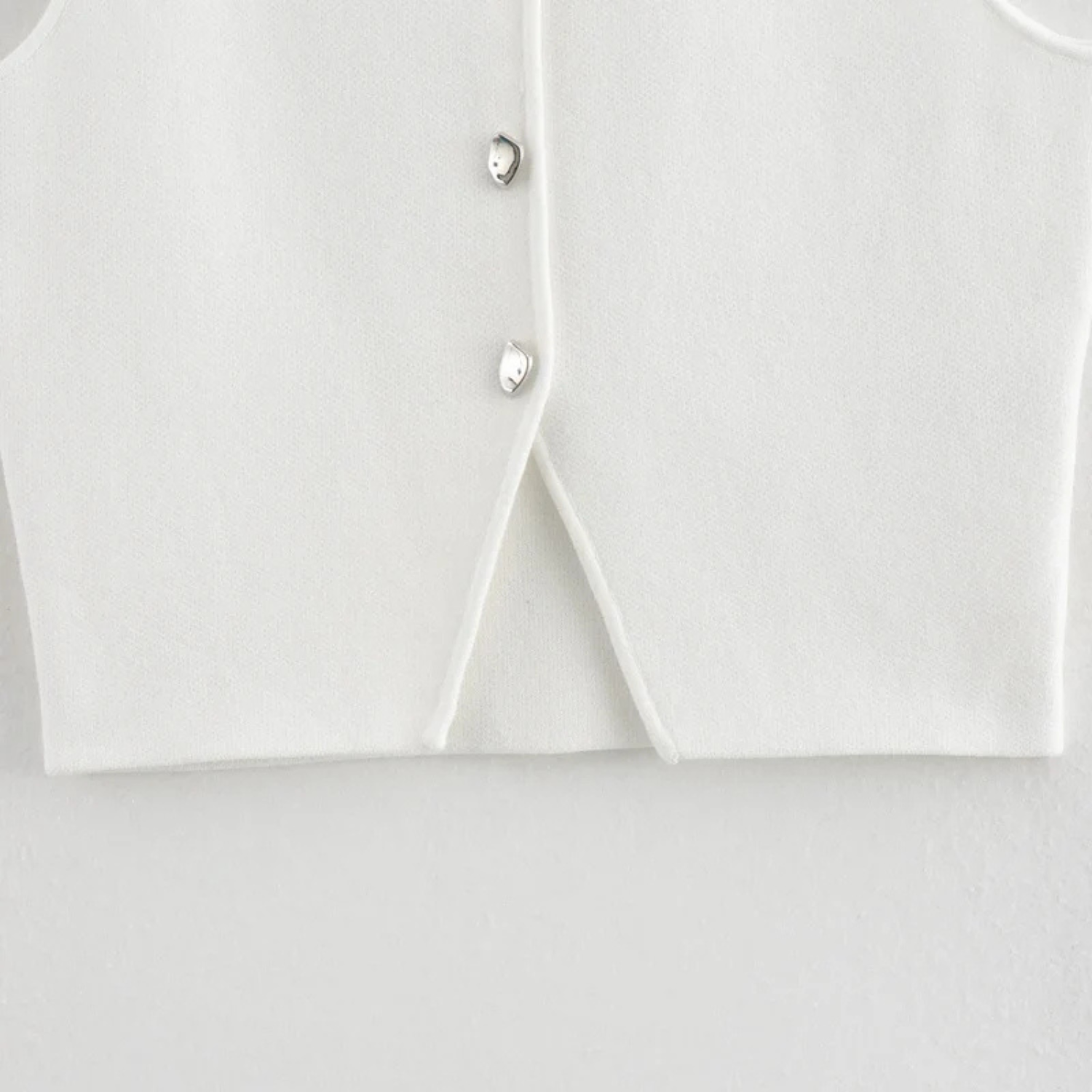 Lila | Elegant Knitted Cropped Tank Top